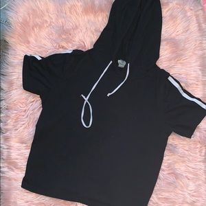 Black crop top shirt with hoodie